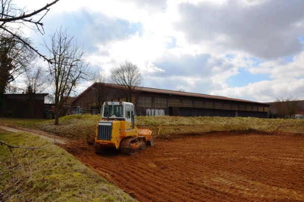 Reitplatz im Bau